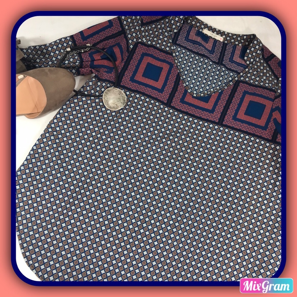 Le Lis blouse v neck opaque sheer fabric